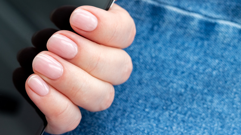 neutral colored nails