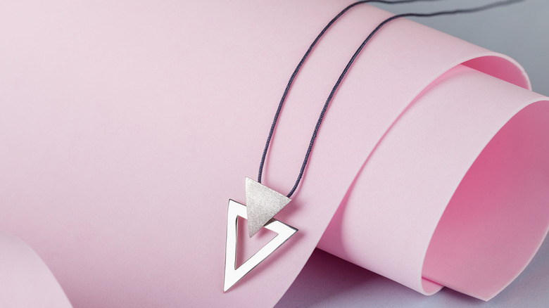 Triangle-shaped necklace