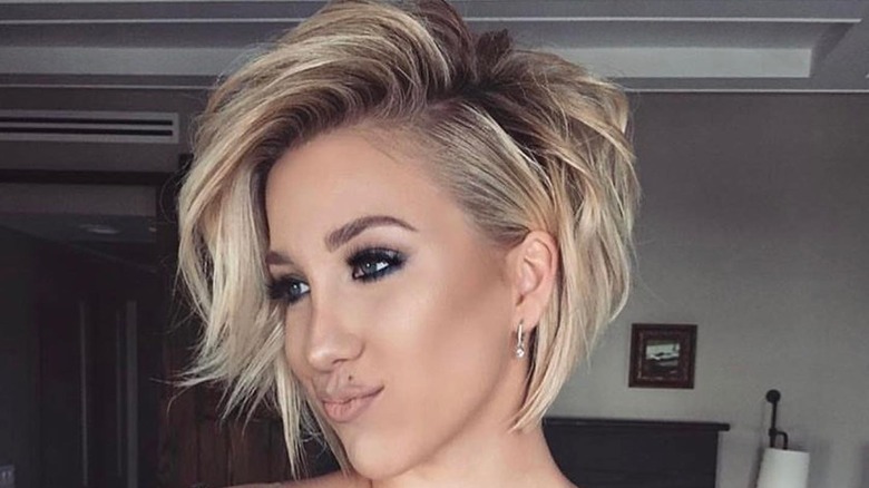 Savannah Chrisley blond wedge bob