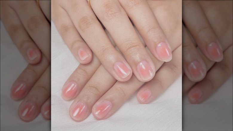 Blush nails by Instagram user leola_nails
