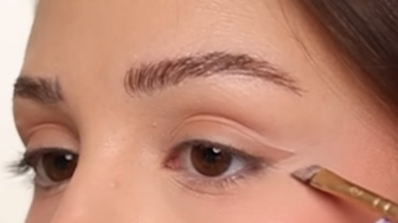 Transparent eyeliner tutorial
