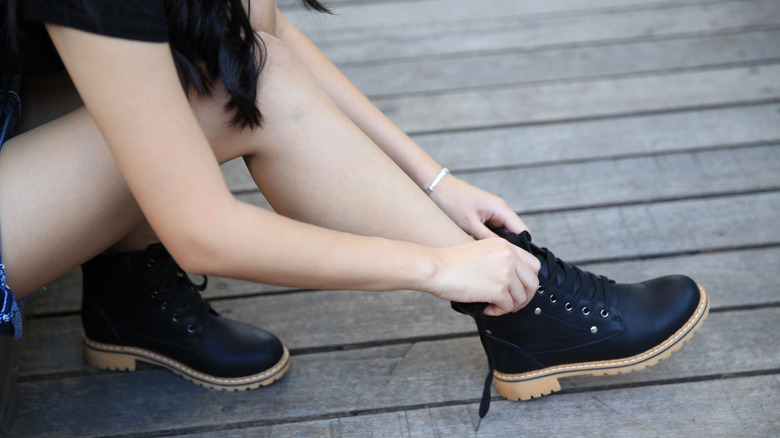 Brilliant Basics Women's Lace Up Combat Boots - Black