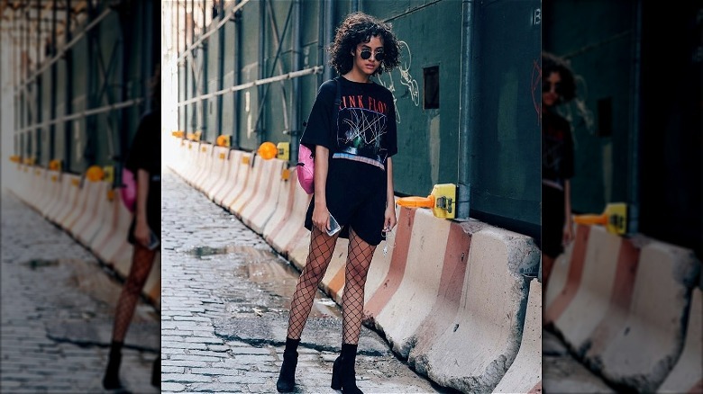 oversized t-shirt with fishnets