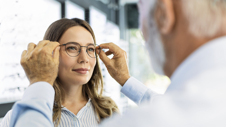 Woman at the eye doctor