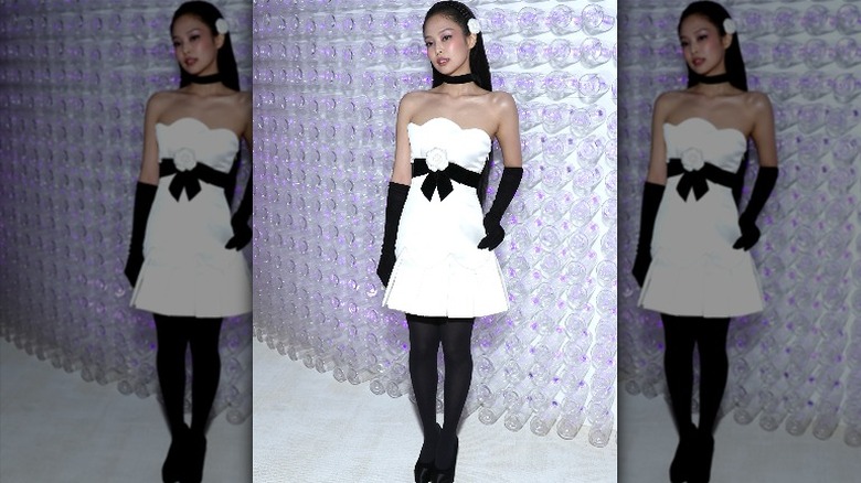 Jennie in vintage Chanel at Met Gala