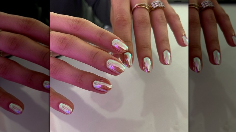 shortr eflective chrome nails