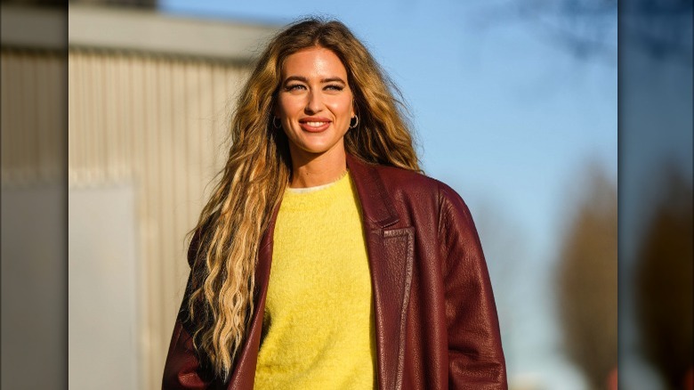 woman with long wavy blond hair