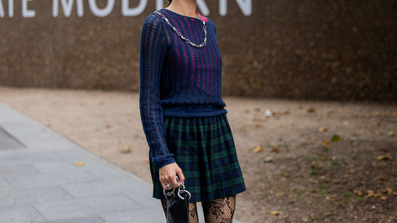 Plaid miniskirt outfit