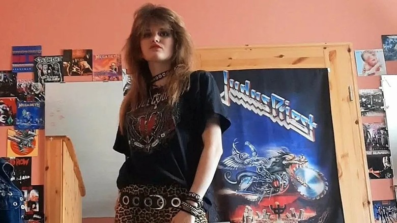 Girl with edgy '80s rocker look