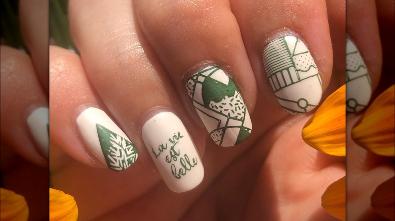 green nails with designs