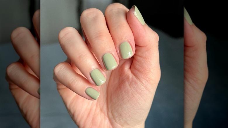 pale green nails