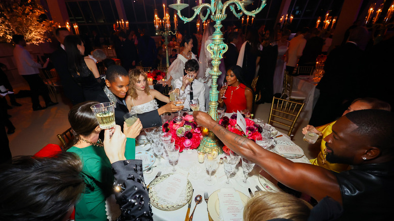 met gala dinner seating