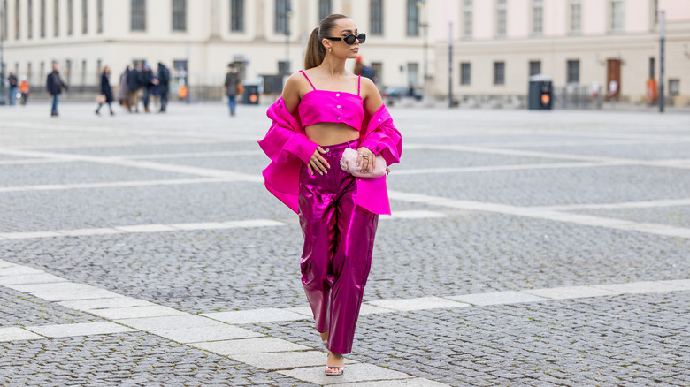 Hot Pink Trousers / Culottes - How to style hot pink pants in