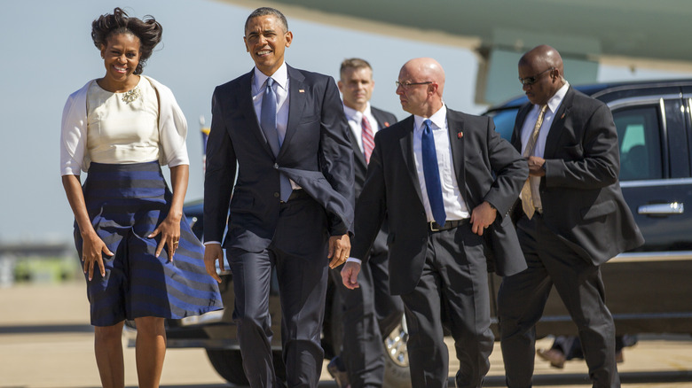 michelle obama wearing voluminous blue skirt