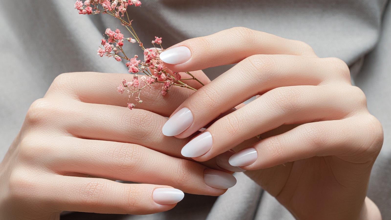 milky white nails 🥛💕 : r/Nails