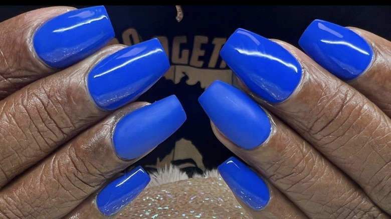 Blue gel nails