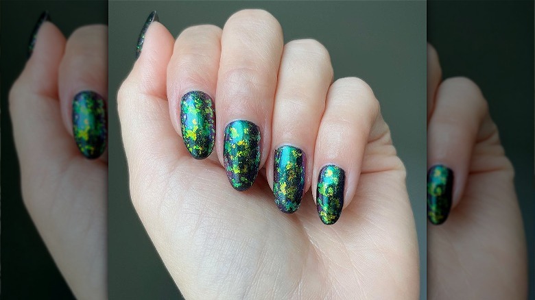 Chameleon oil-slick nails