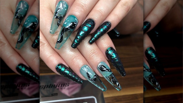 Reptile nails 