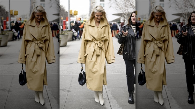 Tan leather trenchcoat with black bag