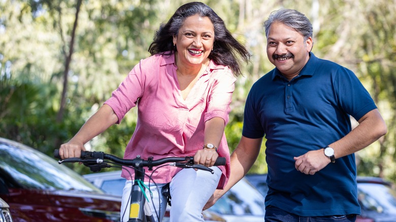 couple getting exercise