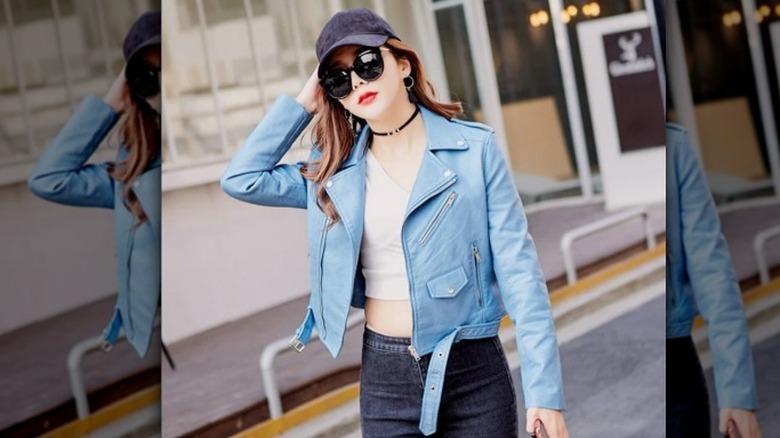 Blue leather jacket black choker