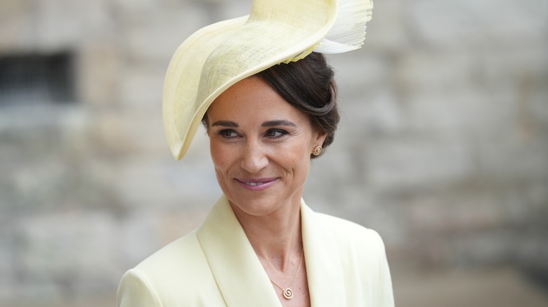 Pippa Middleton yellow hat