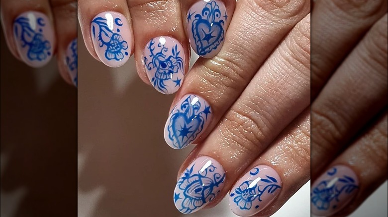 Porcelain nail manicure 