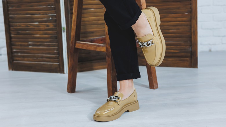 Chic leather loafers