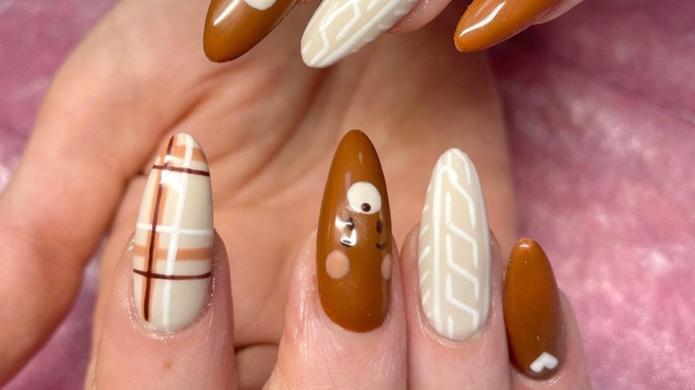 brown plaid nails