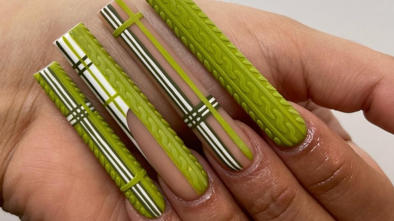 long green plaid manicure