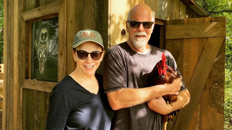 Reba McEntire posing with partner