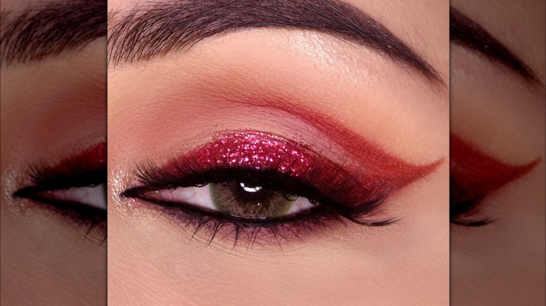 Red glitter eyeshadow cut crease