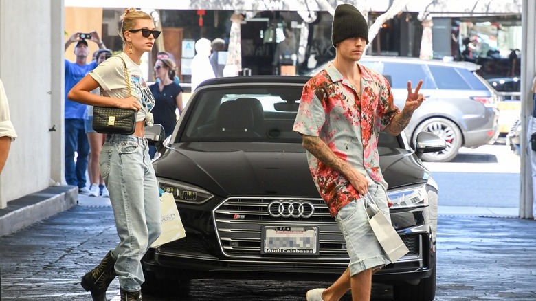 Justin and Hailey Bieber in street