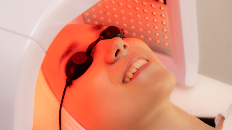 getting professional red light therapy 