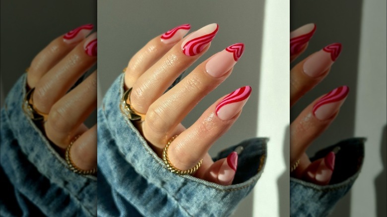Nails with red and pink lines