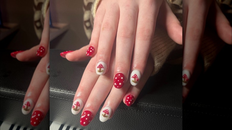 Red mushroom design nails