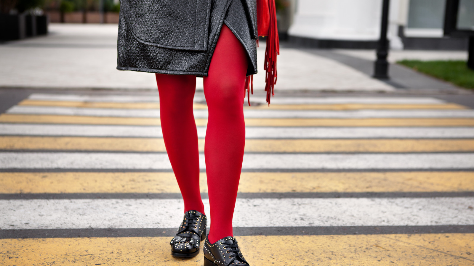Can we confirm that coloured tights will be a trend this autumn