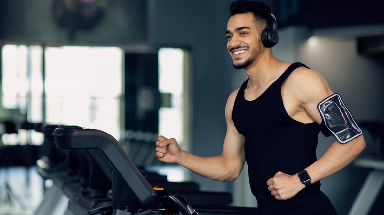 Man runs on treadmill