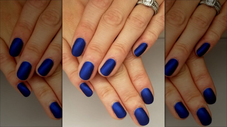 cobalt blue satin nails