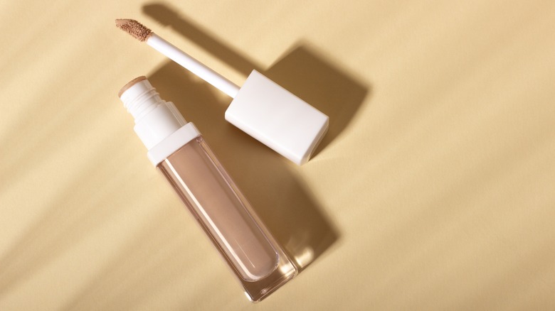 concealer tube