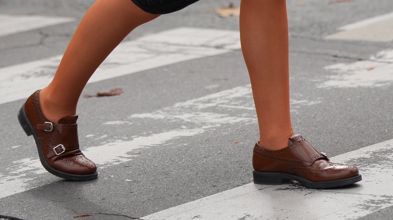 woman wearing comfortable shoes