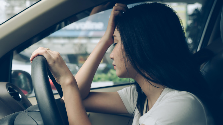 woman drinking and driving