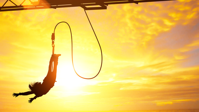 woman bungee jumping