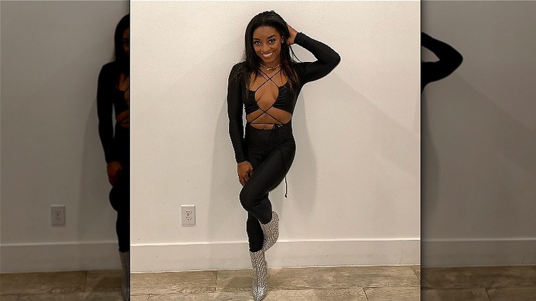 simone biles in black outfit