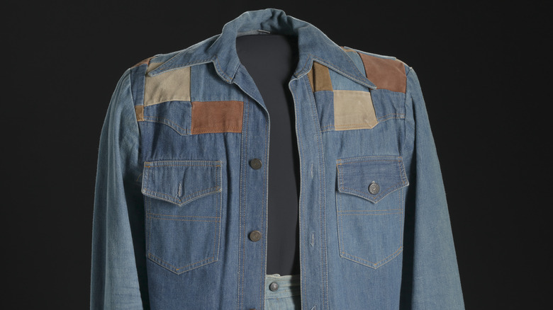 '70s style denim jacket
