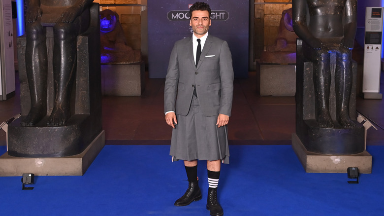 oscar isaac in a kilt 