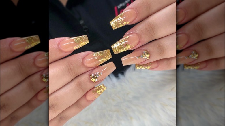 gold flake nails