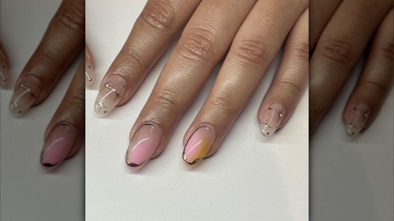 gold detail nails