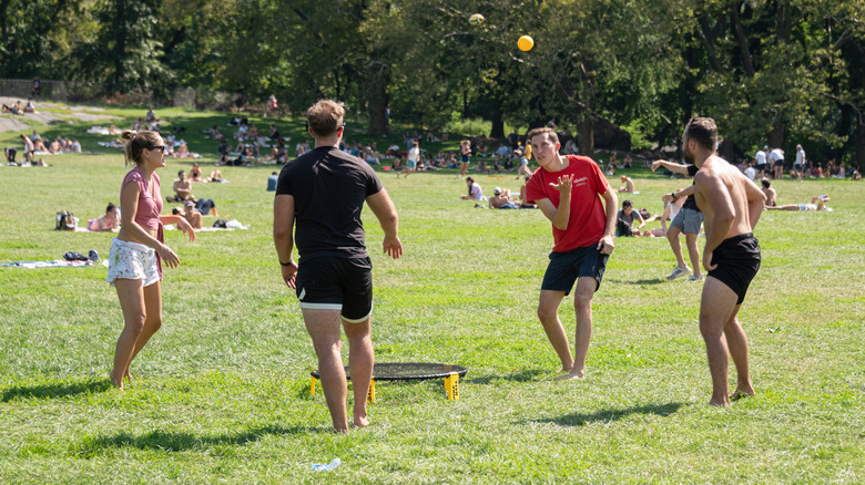 People playing Spikeball