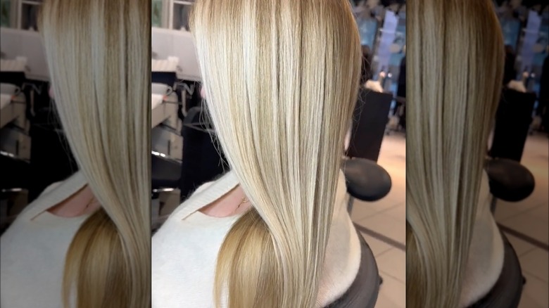 Straight blond hair with highlights